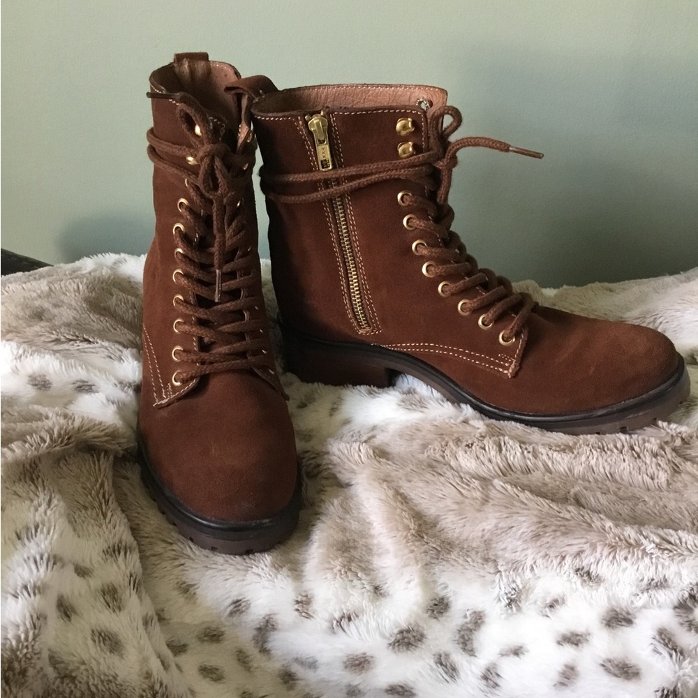 Steven by Steve Madden Grandy brown suede laceup hiker boots Sz 9, more like 8.5